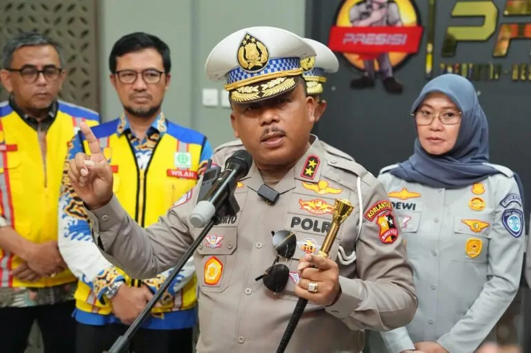 Tarunanews.com Survei Indikator 896 Pemudik Terbantu Oleh Kerja Polantas Selama Mudik 2025 Img 20250508 Wa0340 768x511.jpg
