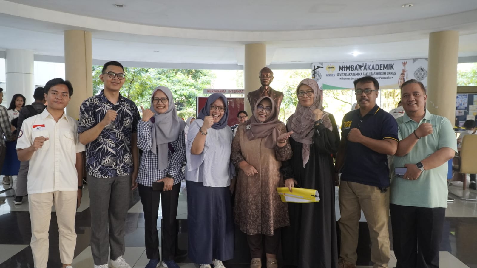 UNNES Tunjukkan Komitmen Kampus Bersinar, Bersama BNNP Jateng Gelar Tes Urine Massal 11.470 Mahasiswa Baru Digelar Mendadak