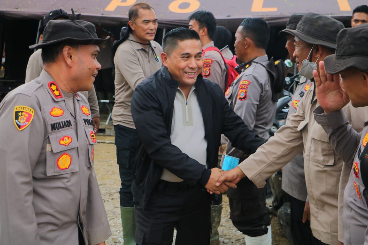 Kabaharkam Polri Tinjau Posko Bencana di Aceh Tamiang, Pastikan Kelancaran Distribusi Bantuan Logistik