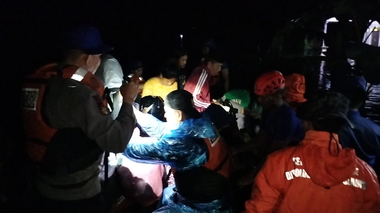 Banjir Susulan di Padang Pariaman, Tim Rescue Korpolairud Evakuasi 250 Warga