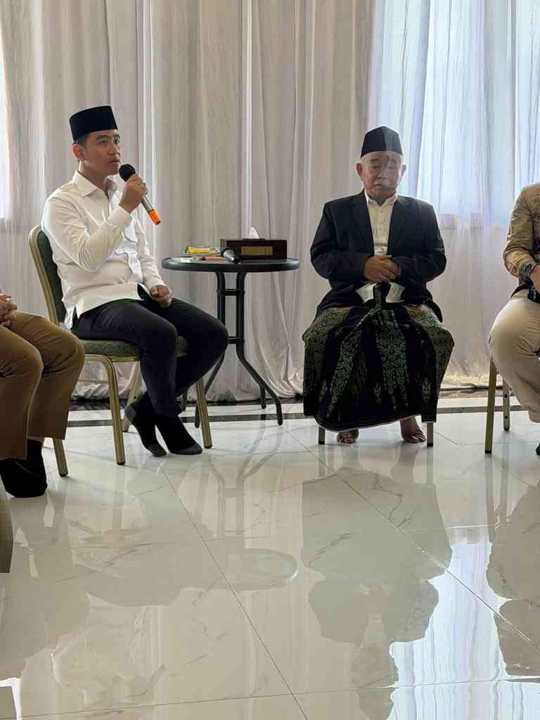 Wapres Gibran Tegaskan Peran Strategis Pesantren Saat Kunjungi Amanatul Ummah Pacet.